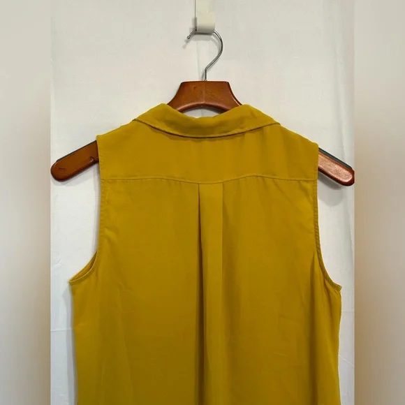 Rachel Zoe - Mustard Yellow Sleeveless Button-Down Shirt - Picture 12 of 13